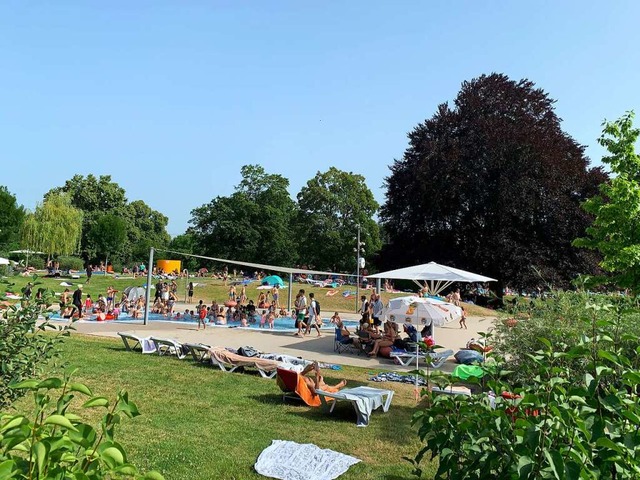 Die sehr schne Anlage und das Persona... Sommertagen an ihre Belastungsgrenze.  | Foto: Helmut Seller