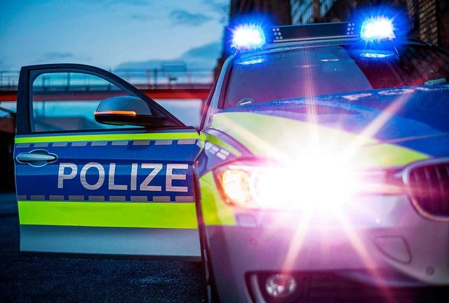 Riskante Überholmanöver oder Nötigunge...ke geführt hat, ist noch nicht klar. | Foto: JORG GREUEL Riskante Überholmanöver oder Nötigunge...ke geführt hat, ist noch nicht klar. | Foto: JORG GREUEL