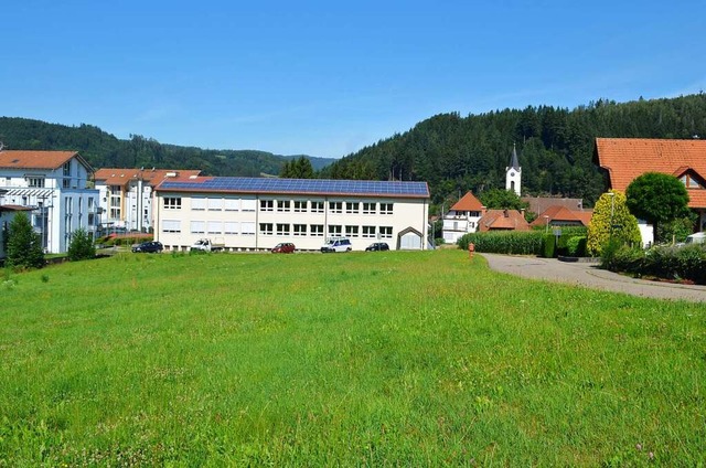 Das Baugebiet befindet sich oberhalb der Schule in Oberwinden.  | Foto: Nikolaus Bayer