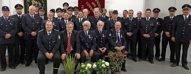 Die geehrten Mitglieder der Gesamtfeuerwehr Grwihl  | Foto: Hans-Jrgen Sackmann