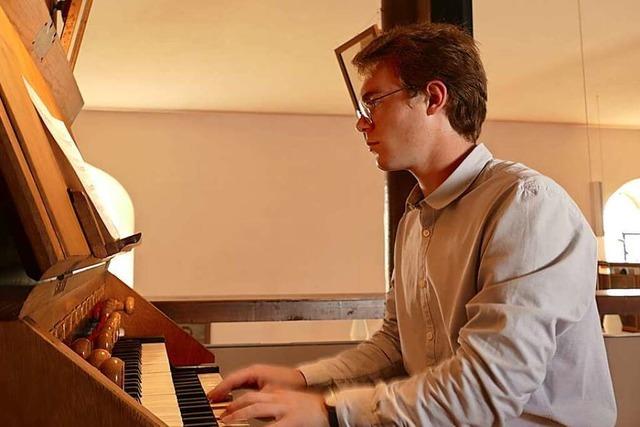 19-jähriger Orgelspieler aus Weisweil fand tastend den Weg zu Gott