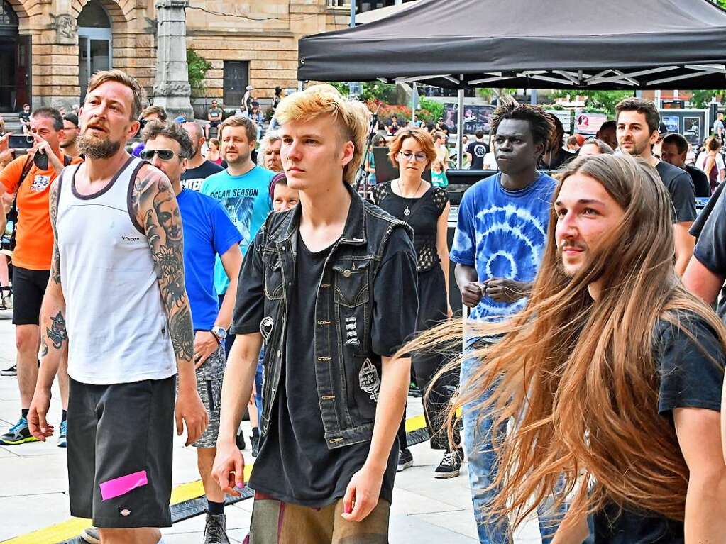 "Wagner Brutal" mit Punkrock am Platz der Alten Synagoge.