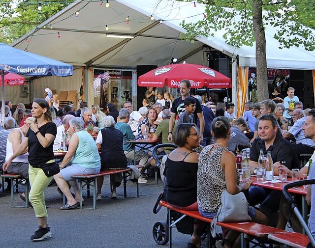 Gemtliches Beisammensein beim Glotterfest.   | Foto: Enya Steinbrecher