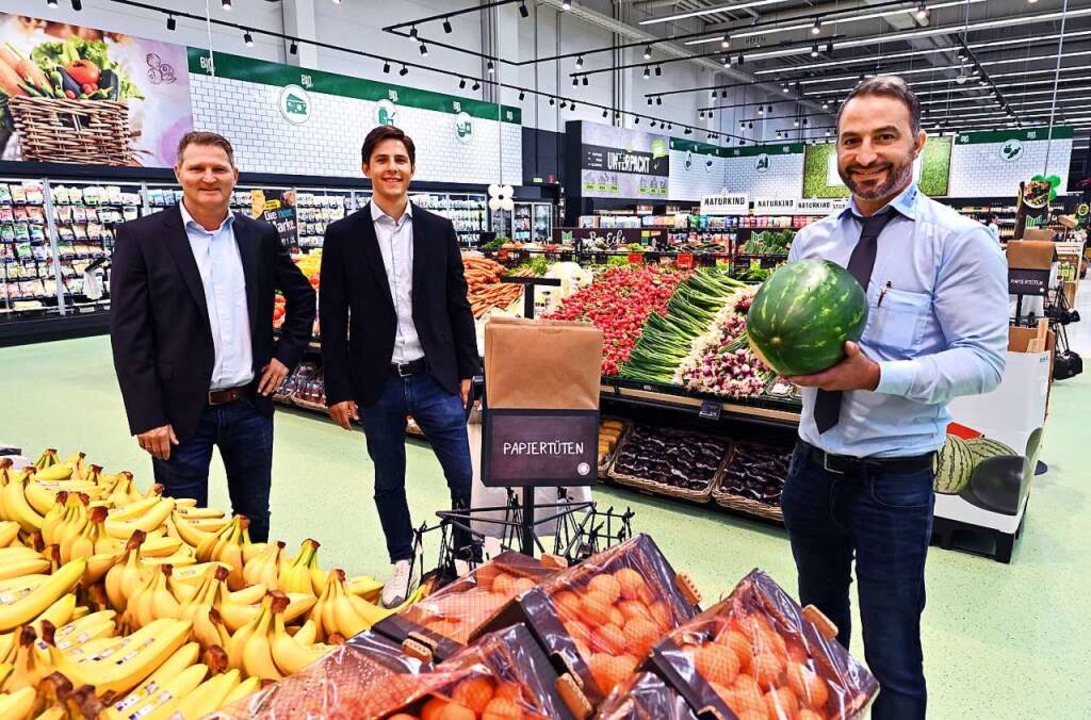 Gerd Kohler, Maximilian Kohler und Mar...euen Marktkaufs in Freiburg-Zhringen.  | Foto: Thomas Kunz