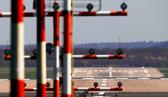An vielen Flughfen in Deutschland war es am Mittwochmorgen ruhiger als sonst.  | Foto: Oliver Berg