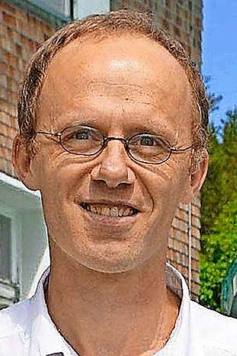 Hansjörg Schmelzle ist Facharzt für Kinder- und Jugendmedizin.  | Foto: Schmelzle