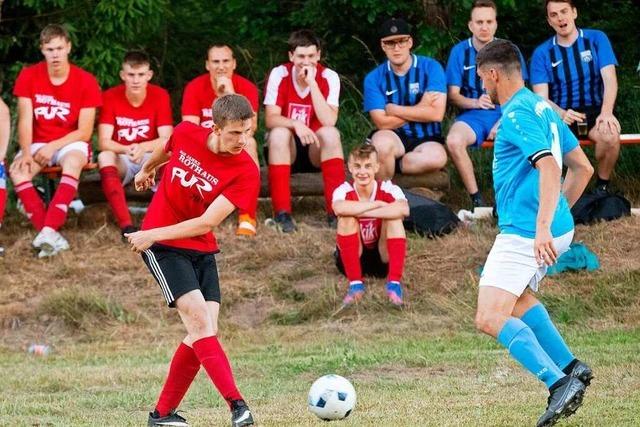 Fotos: Fuball-Derby: SV Wittlekofen gegen FC Wellendingen