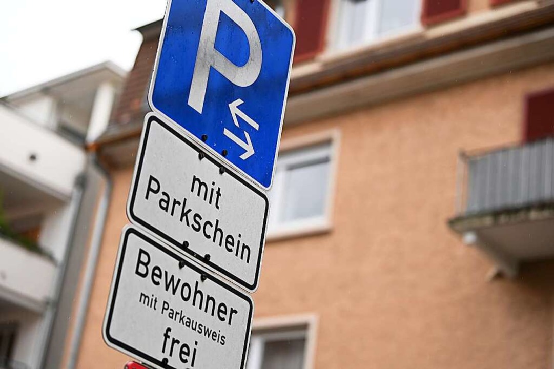 Jörg Lutz kündigt eine Parkraumbewirtschaftung an.  | Foto: Jonas Hirt