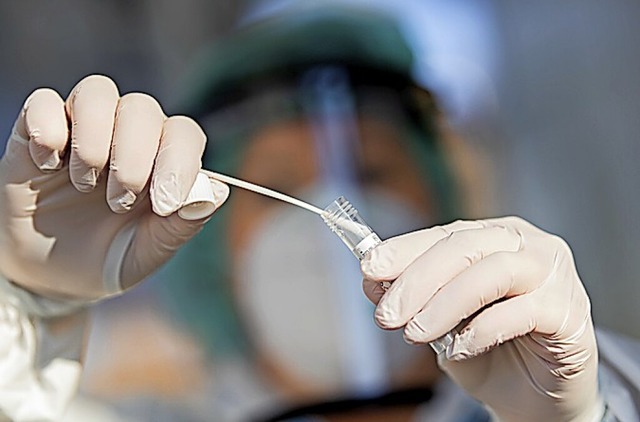 Corona-Test sind nicht mehr generell kostenlos.  | Foto: Tom Weller (dpa)