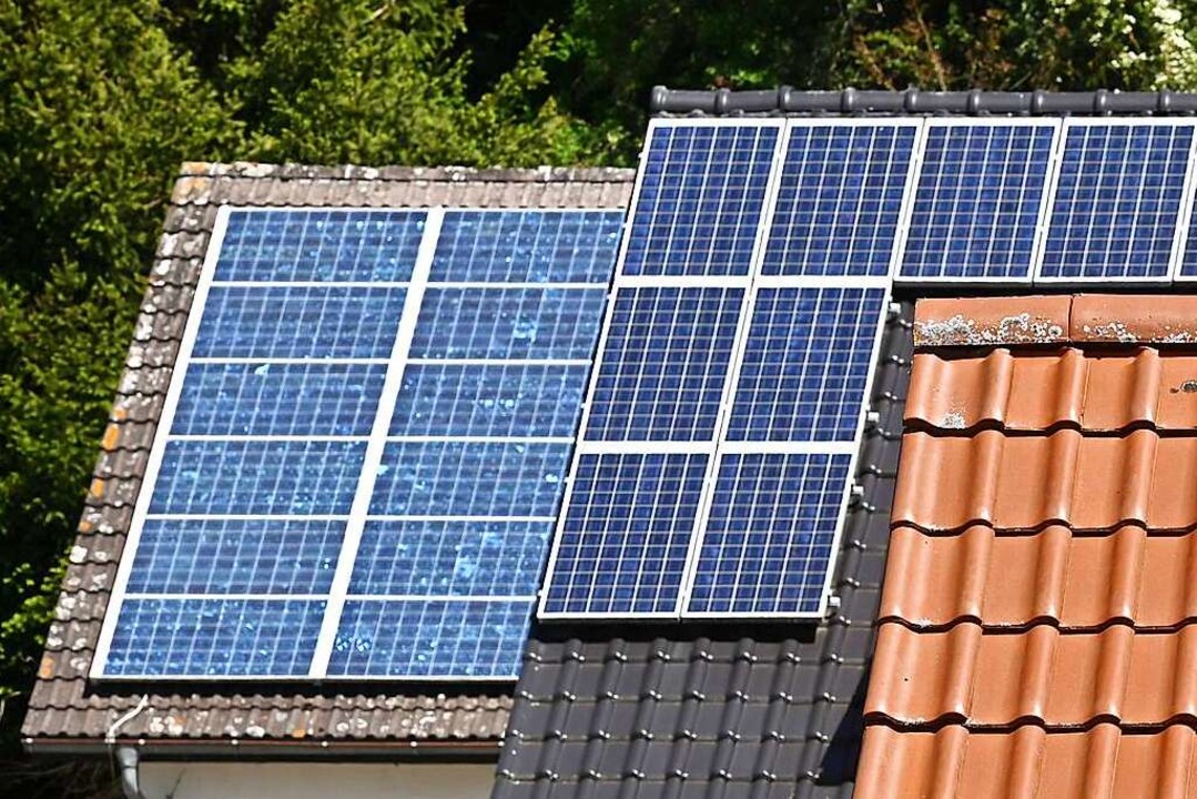 Solaranlagen auf Dächern in Freiburg-M...kmalschutzrechtlichen Vorgaben stehen.  | Foto: Thomas Kunz