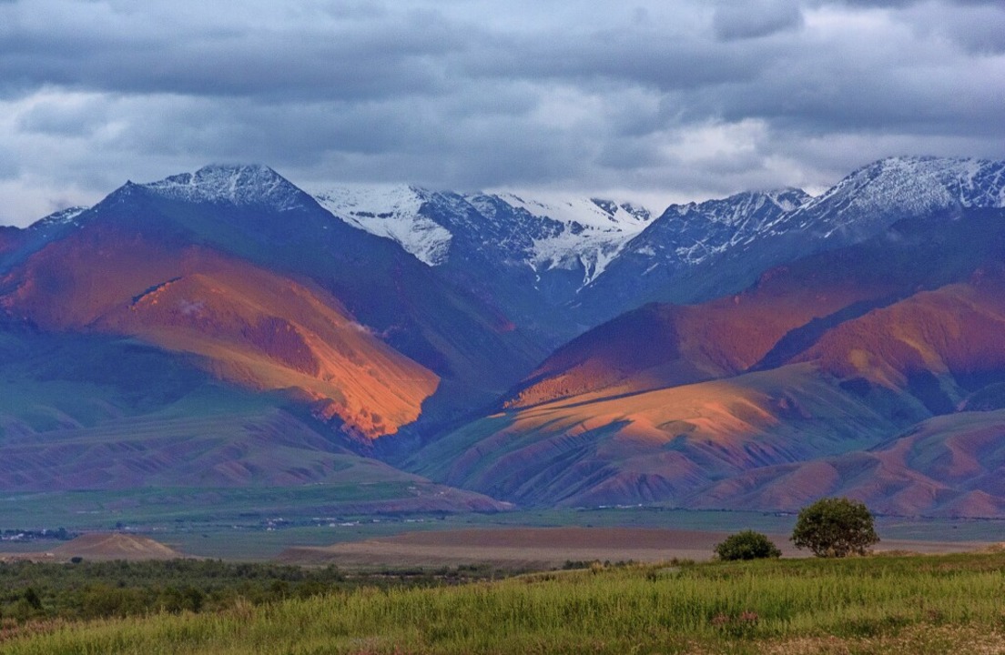 Der Ursprung der mittelalterlichen Pes...an-Hochgebirge im heutigen Kirgistan.   | Foto: Ruslan Aitbaev