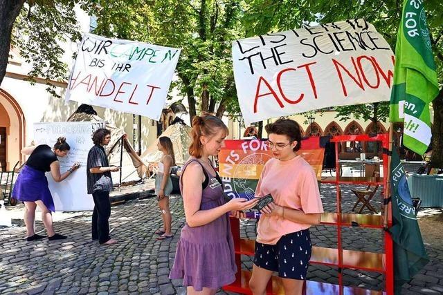 Klimacamp auf Freiburgs Rathausplatz knnte fr Jahre bleiben