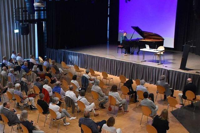 Ein neuer Band beleuchtet die Stadterhebung von Rheinfelden