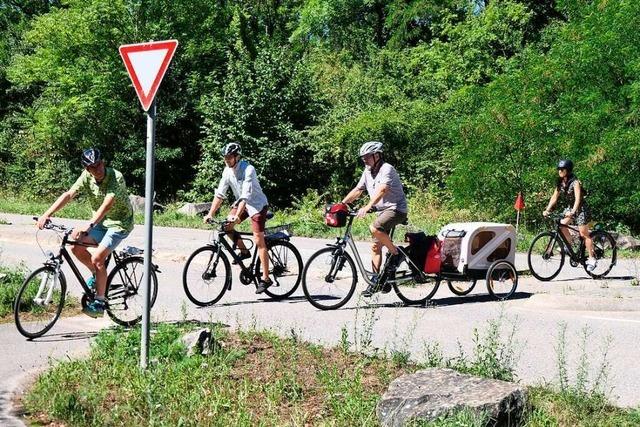 IG Velo macht bei einer Radtour den Weiler Bürgermeister auf Probleme aufmerksam