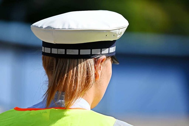 Die Lrracher Polizei sucht Zeugen ein...ersetzung am Montagabend (Symbolfoto).  | Foto: Jonas Hirt