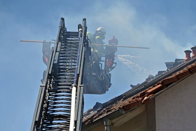 Feuer in Freiburg-Haslach: Sieben Wohnungen nicht mehr bewohnbar