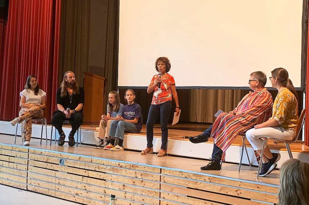 Das Podiumsgesprch in der Grundschule...ilharz von der Bildungsregion Ortenau.  | Foto: Schule