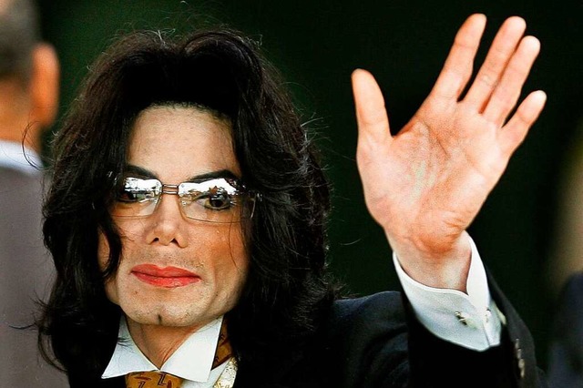 Hat Michael Jackson (hier eine Aufnahm...bst gesungen? Oder doch Jason Malachi?  | Foto: TIMOTHY A. CLARY (AFP)