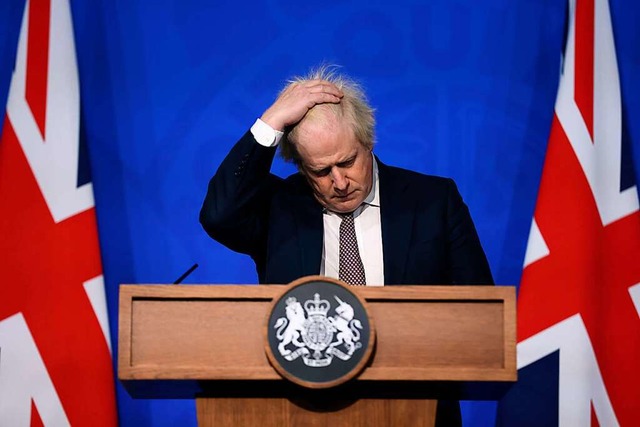 Was sich Boris Johnson allein whrend ...eleistet hat, war oft zum Haareraufen.  | Foto: Hollie Adams (dpa)