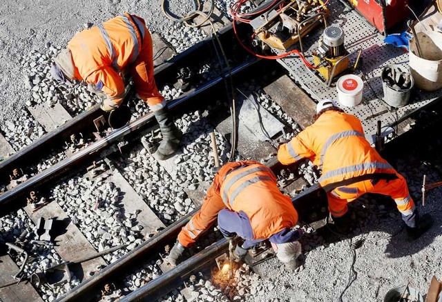 In Weil am Rhein stehen lrmintensive Nachtarbeiten an der Bahnstrecke an.  | Foto: Roland Weihrauch