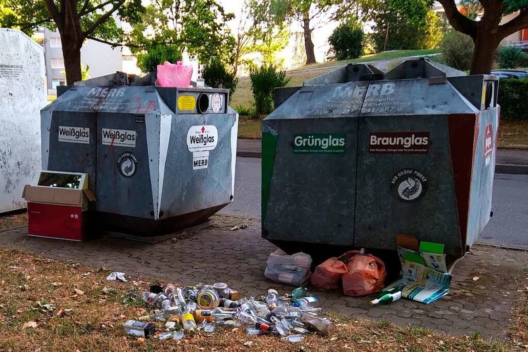 Warum die Stadt Lahr wild herumliegenden Müll vier Tage lang nicht wegräumt  - Lahr - Badische Zeitung