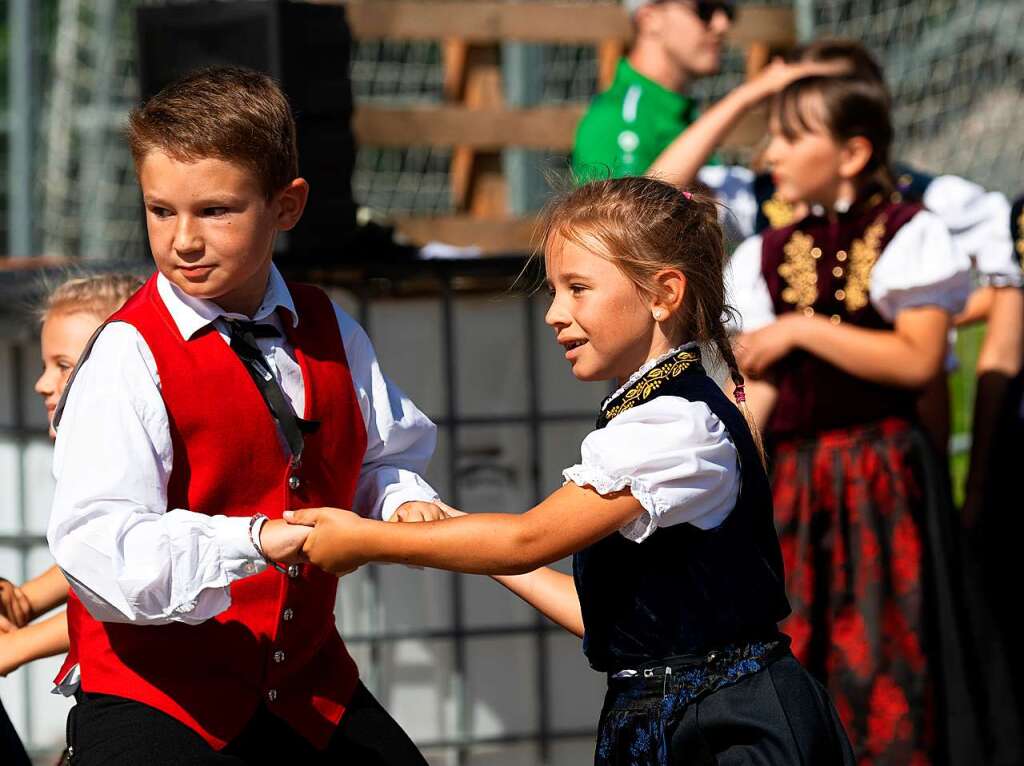 Die Kindertrachtengruppe Gndelwangen.