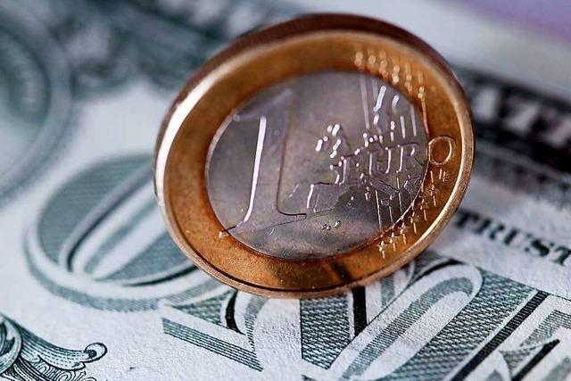 Euro im Sinkflug: Gemeinschaftswährung fällt auf Parität zum Dollar