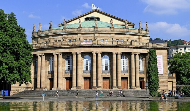 Das Opernhaus in Stuttgart ist stark sanierungsbedrftig.  | Foto: Bernd Weissbrod