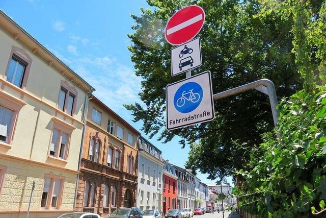 Die Fahrradstraße in Lörrach bekommt neue Verkehrsschilder