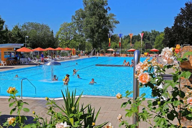 Hochbetrieb herrschte im Juni im Ettenheimer Schwimmbad.  | Foto: Sandra Decoux/Stadt Ettenheim