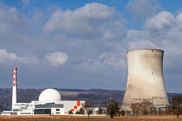 Das Atomkraftwerk Leibstadt produziert wieder Strom (Archivbild).  | Foto: Alexandra Wey (dpa)