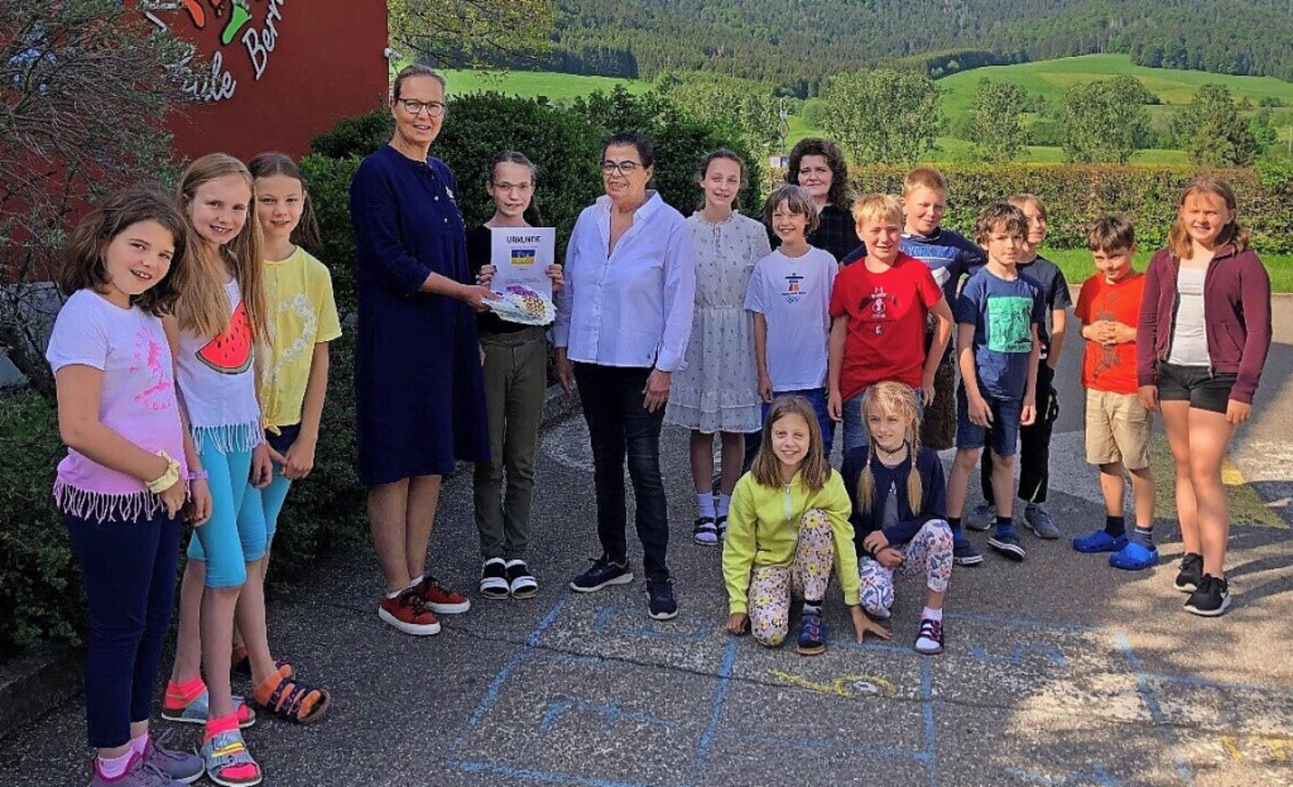 Kinder der Hans-Thoma-Grundschule Bern...ra Rabmund des Samariterlagers Bernau.  | Foto: privat