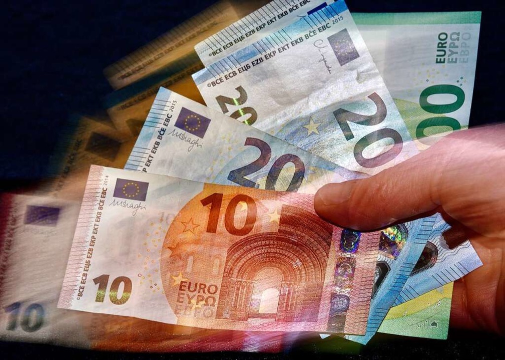 In Emmendingen wollte ein Unbekannter ...ldwechseln  Geld stehlen (Symbolfoto).  | Foto: Siegfried Gollrad