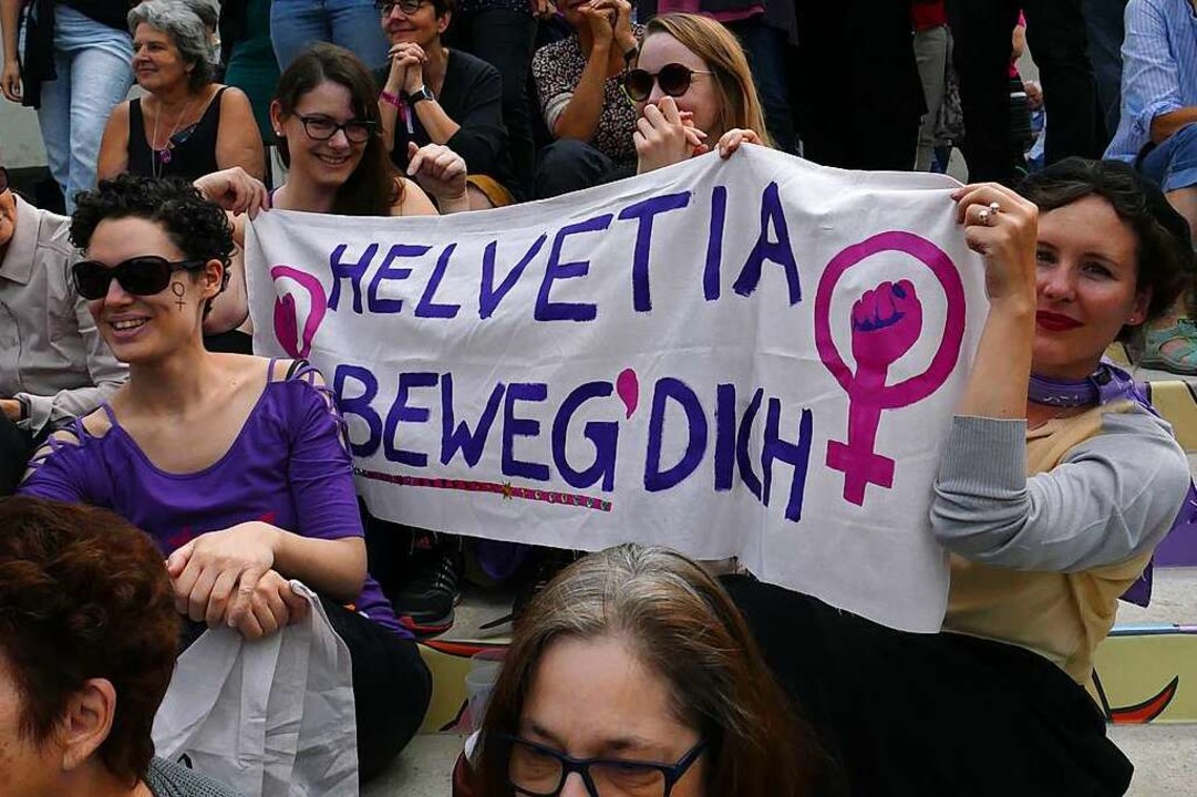 Beim Frauenstreik 2019 gingen in Basel... deutlich mehr als eine halbe Million.  | Foto: Martina David-Wenk
