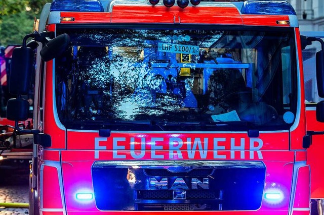 Auch die Feuerwehr war im Einsatz (Symbolfoto).  | Foto: Paul Zinken (dpa)