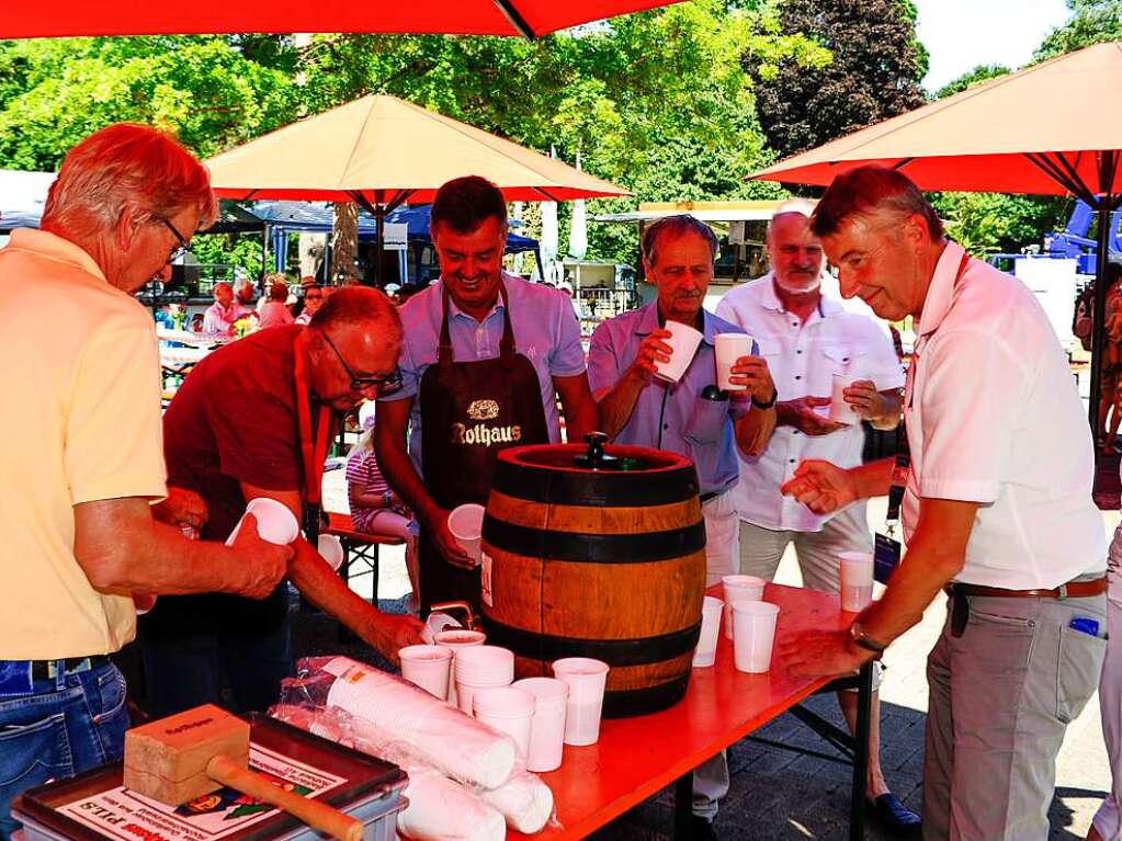 Sommer, Sonne und Temperaturen knapp unter 30 Grad Celsius waren die idealen Voraussetzungen fr das Lichterfest 2022 in Bad Krozingen.