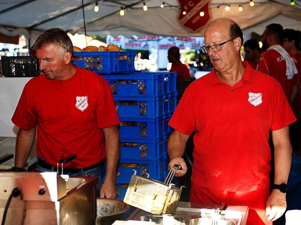 Sommer, Sonne und Temperaturen knapp unter 30 Grad Celsius waren die idealen Voraussetzungen fr das Lichterfest 2022 in Bad Krozingen.