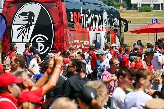 Fotos: Groer Zulauf bei der Saisonerffnung des SC Freiburg