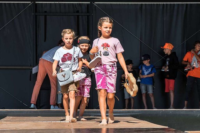 Unterhalten wurden die Gste bei einer...222;Schwarzwaldlook&#8220; mitmischen.  | Foto: Helmut Rothermel