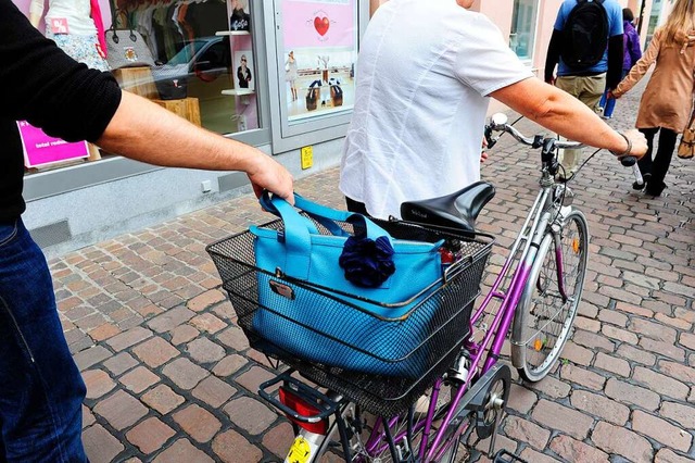 Derzeit hufen sich die Diebsthle von Gepck aus Fahrradkrben. Archivbild.  | Foto: Ingo Schneider