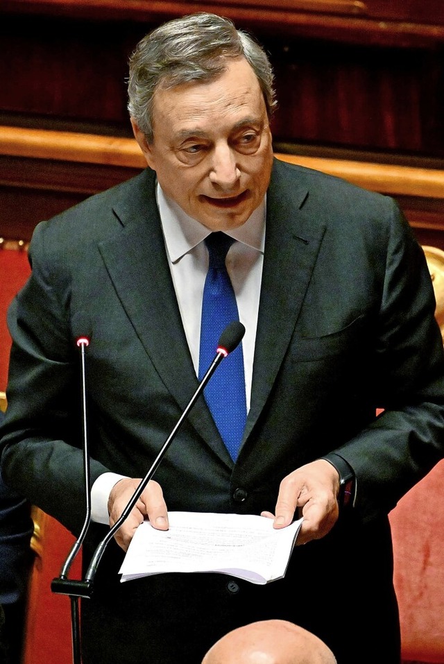 Er war eine anerkannte Integrationsfig...ohl letzten Rede als Premier Italiens.  | Foto: ANDREAS SOLARO (AFP)