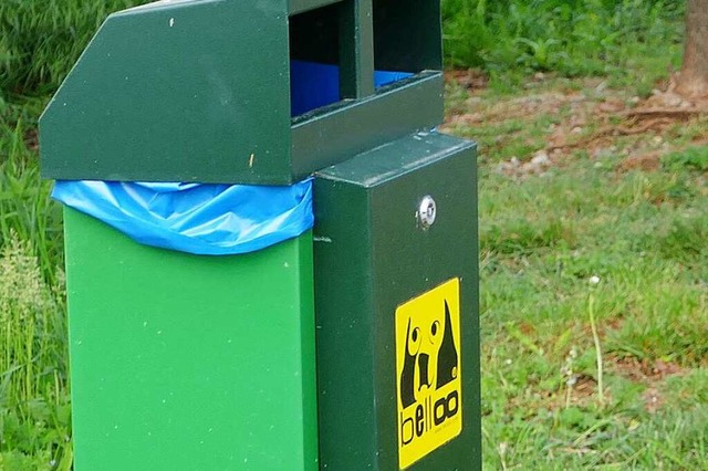 Einen Hundekoteimer hat ein Unbekannter angefahren (Symbolfoto).  | Foto: Victoria Langelott