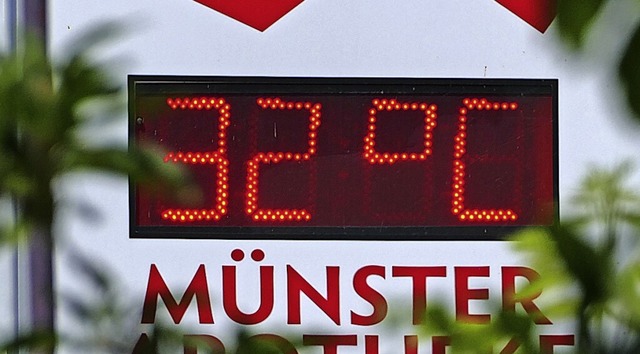 Die Erderwrmung wird wohl auch in Bre...reichte das Thermometer hier  32 Grad.  | Foto: sattelberger