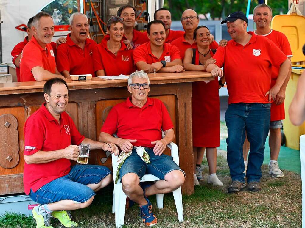 Semino Rossi fiel coronabedingt kurzfristig aus, Andy Borg sprang ein. Er sorgte mit Reiner Kirsten, Liane und traumhaftem Wetter fr einen von Schlagerfans umjubelten Auftakt nach Ma fr die Open Airs im Bad Krozinger Kurpark.