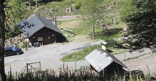 Das Zentrum des Wildgeheges mit Kchenmeisters Mttle  | Foto: Thomas Mutter