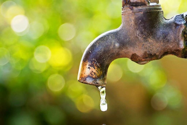 Die Brunnen der Stadt Kenzingen werden mit Trinkwasser gefllt. (Symbolbild)  | Foto: noname3132  (stock.adobe.com)