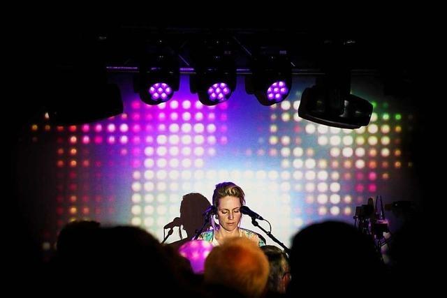 Agnes Obel und die Kirche der sen Schwermut auf dem ZMF