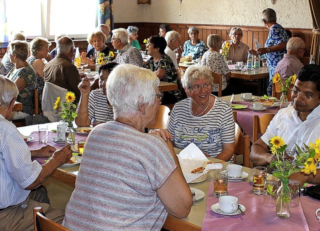 Die Senioren und Seniorinnen kamen zahlreich.   | Foto: Reiner Beschorner