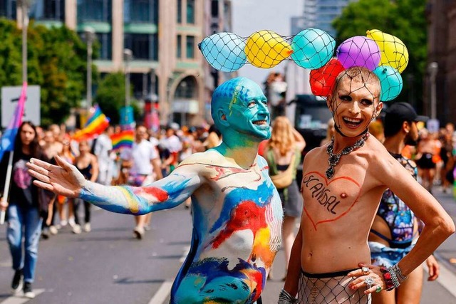 Jedes Kostm ist erlaubt beim CSD  | Foto: DAVID GANNON (AFP)