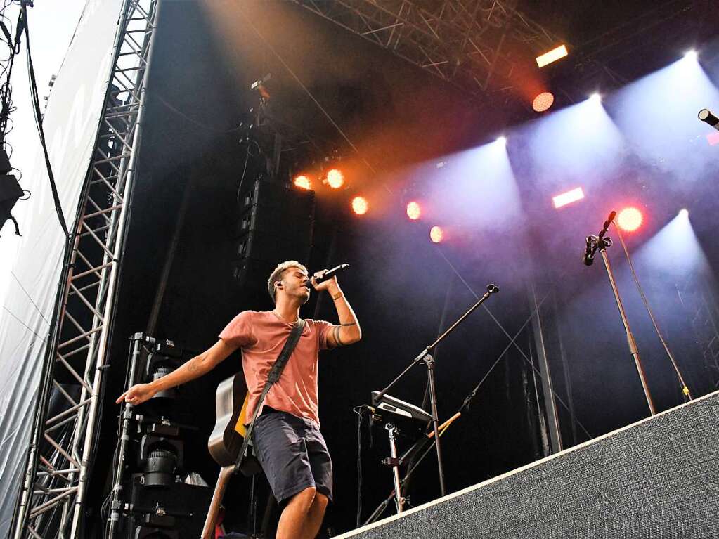 Bilder vom Stimmenkonzert mit Amy Macdonald, Malik Harris und Black Sea Dahu auf dem Alten Marktplatz in Lrrach